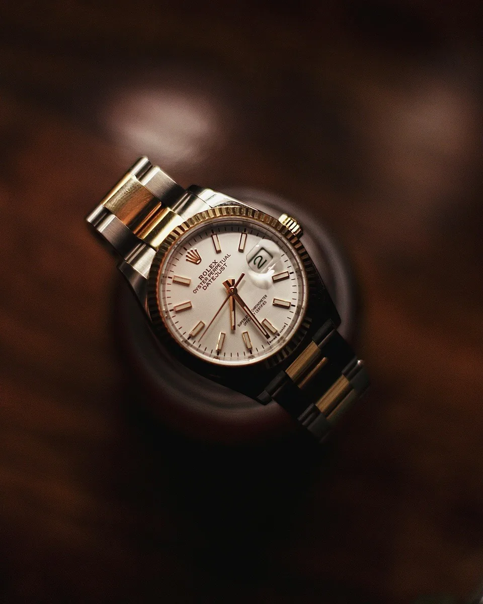 watches: an example from the Mavin world